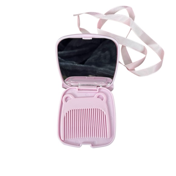 Hello Kitty & My Melody - Girls 4pc. Crossbody, Compact Comb Set, & Hair items - Picture 4 of 9